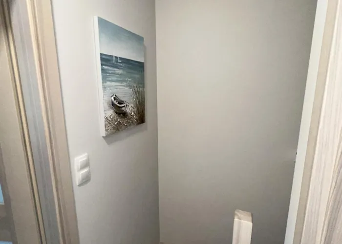 Beach Apartament Pobierowo 度假居 *